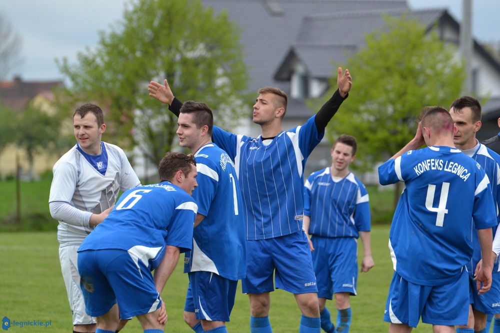 Co piszczy w futbolowej trawie? Paraliż OZPN!