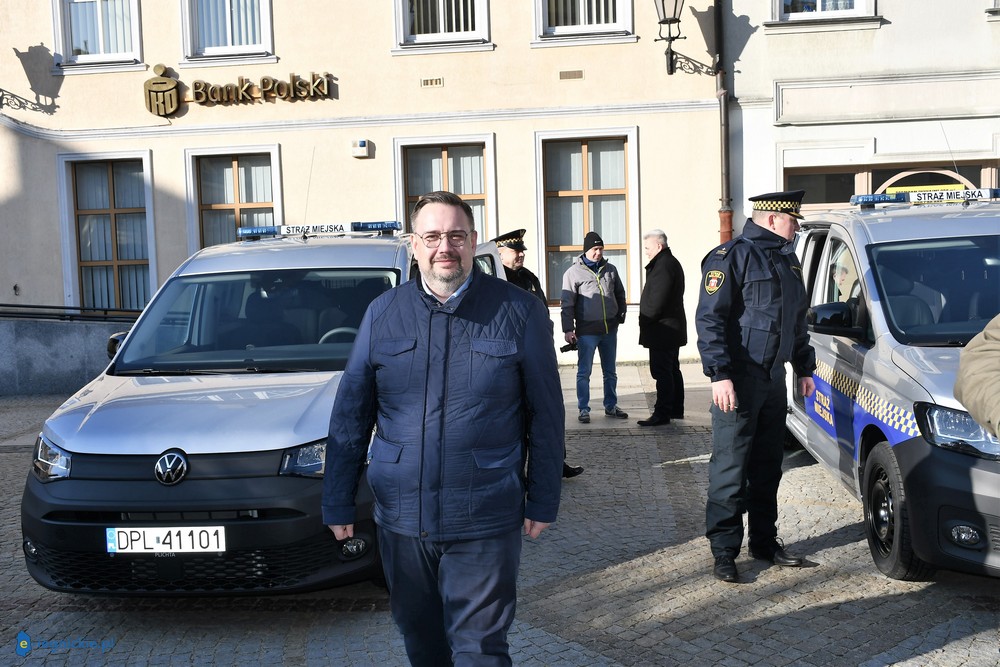 Nowe bryki dla strażników miejskich (FOTO)