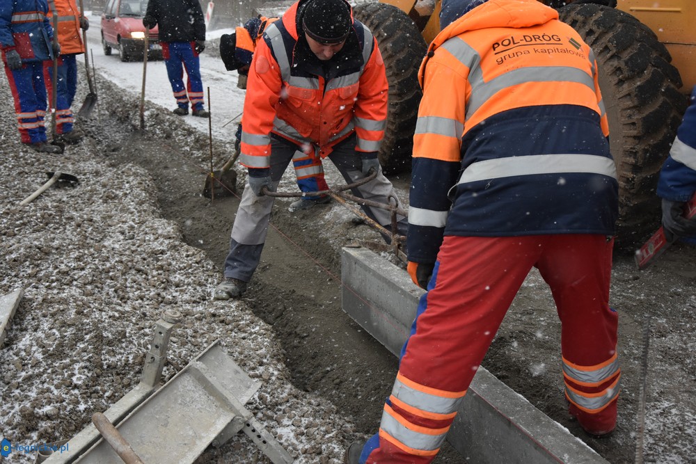 Remont drogi na finiszu (FOTO)