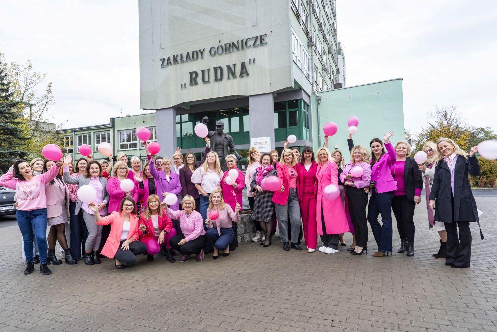 Różowy październik w KGHM z hasłem „Jesteś ważna, badaj się!”