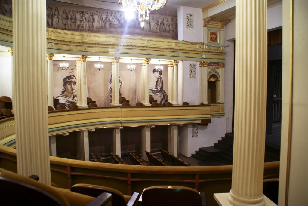 Nocne tajemnice Teatru Modrzejewskiej