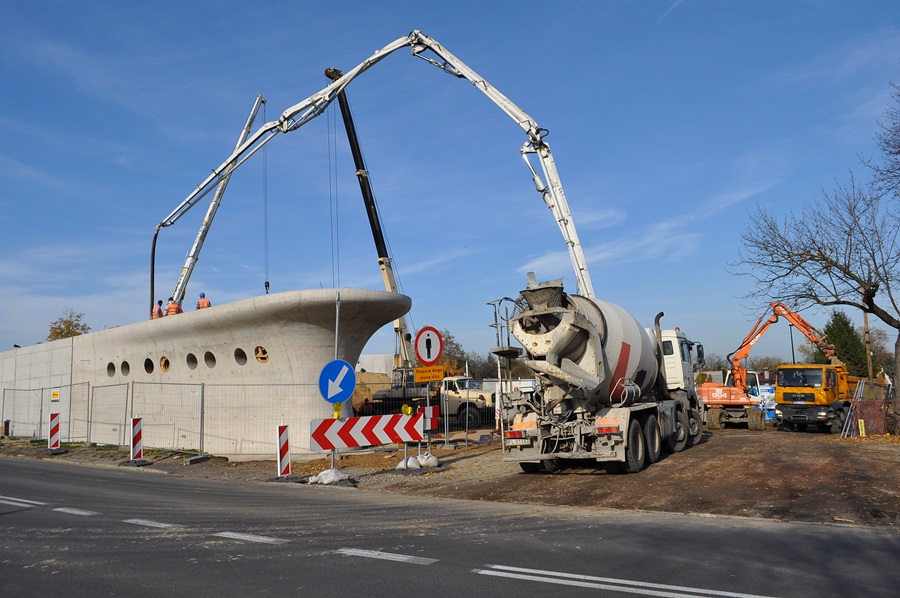 Parking-statek nabiera kształtów