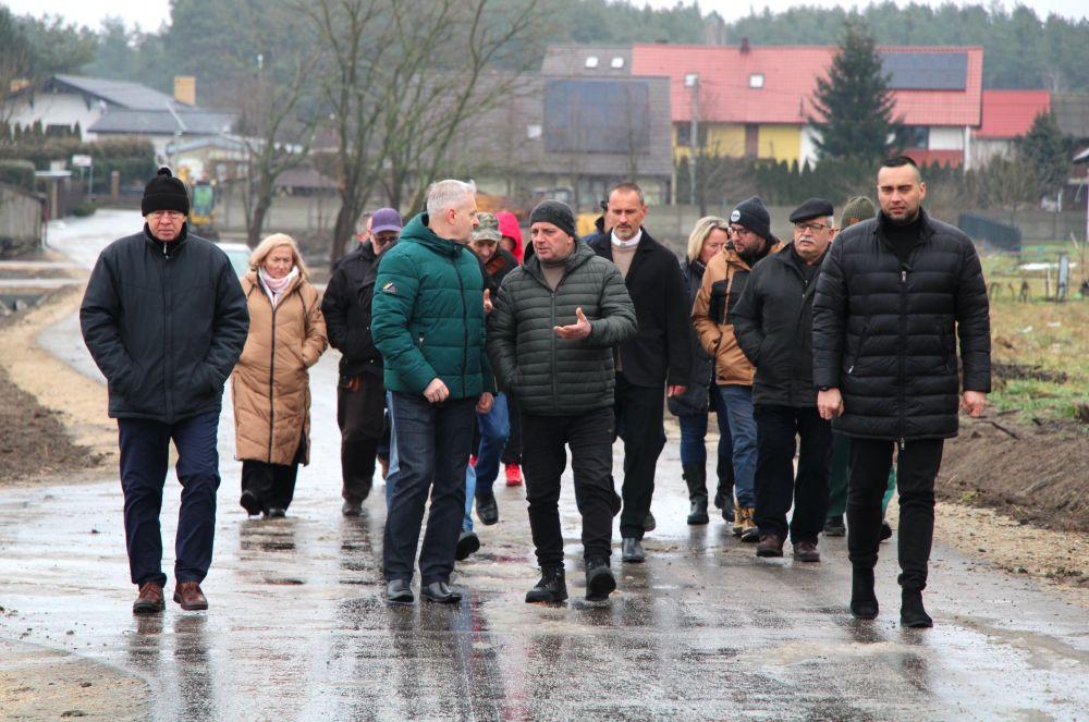 Mieszkańcy ocenili prace powiatu w Brunowie