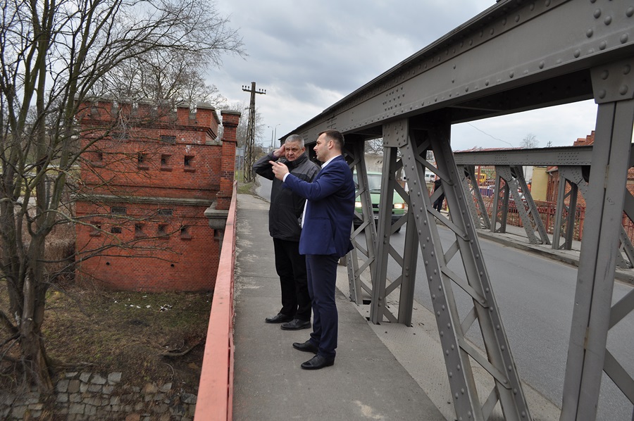 Ogłoszony przetarg na nowy stopień wodny na Odrze. Będzie most?