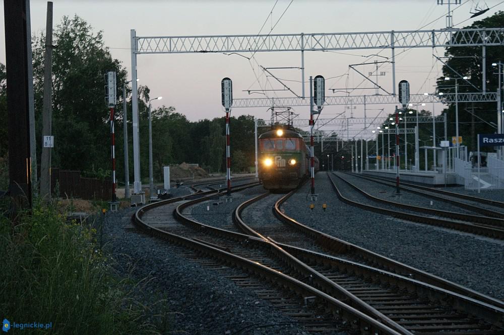 Pociągi nadal nie kursują