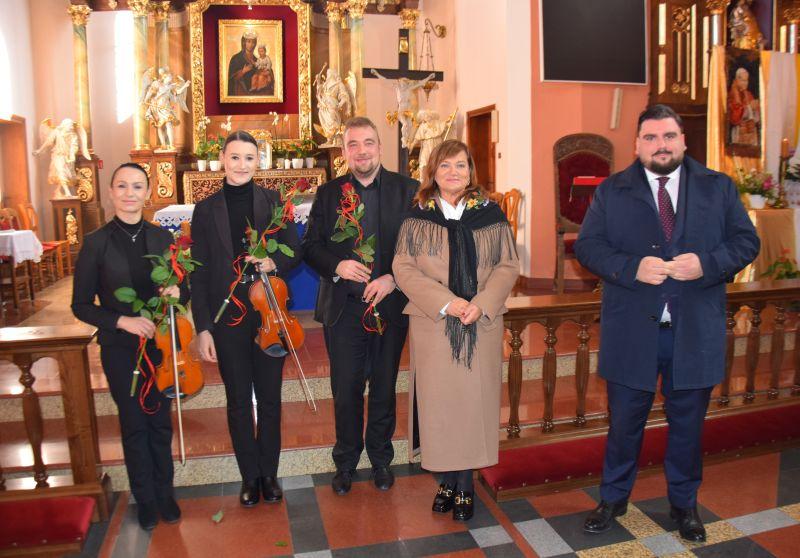 Międzynarodowy Festiwal Koncertów Organowych. Koncert w Prochowicach (FOTO)
