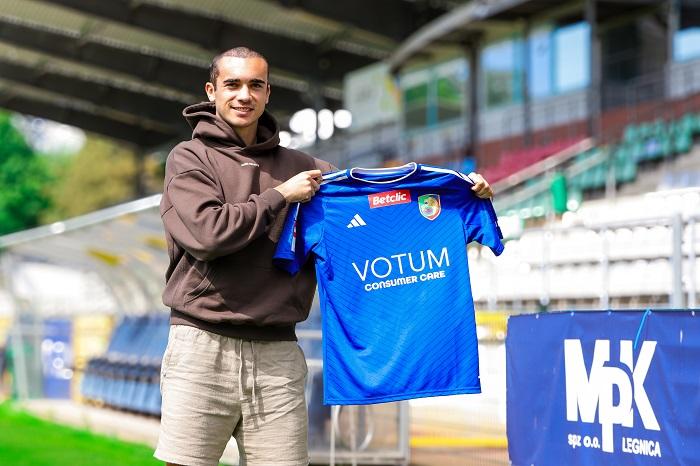 Asier Cordoba wzmacnia Miedź