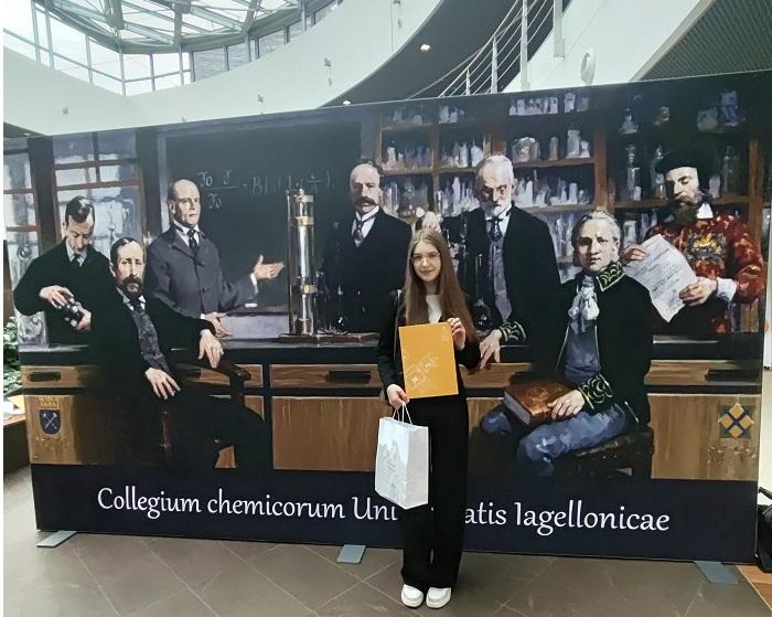 Aneta Małek laureatką olimpiady wiedzy chemicznej
