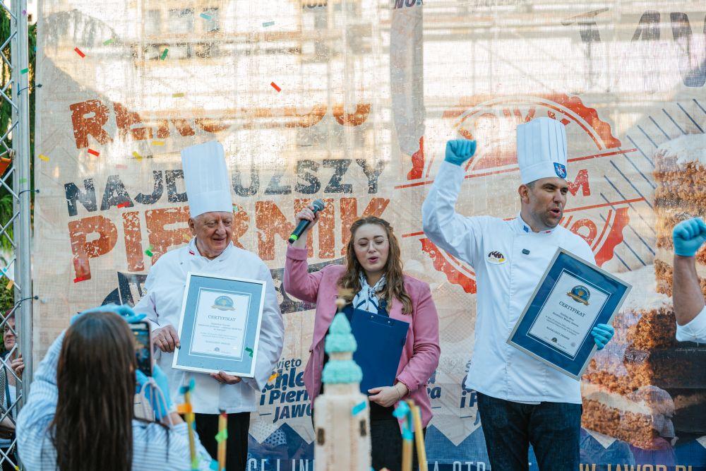  Jawor znów na szczycie! 140,9 metra rekordowego piernika(FOTO)