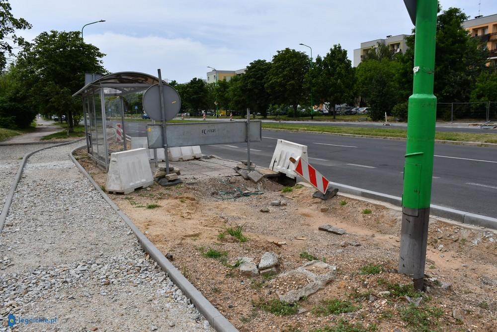 Firma się poddała. Kto dokończy ścieżki rowerowe na Piekarach?