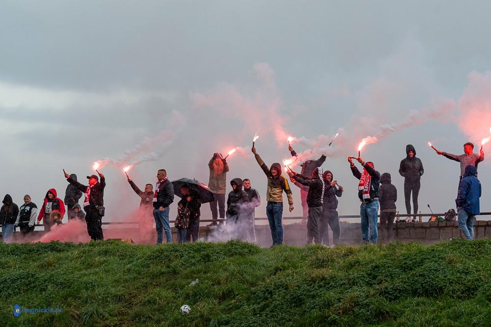 Tak się bawi piłkarskie Zakaczawie (FOTO)