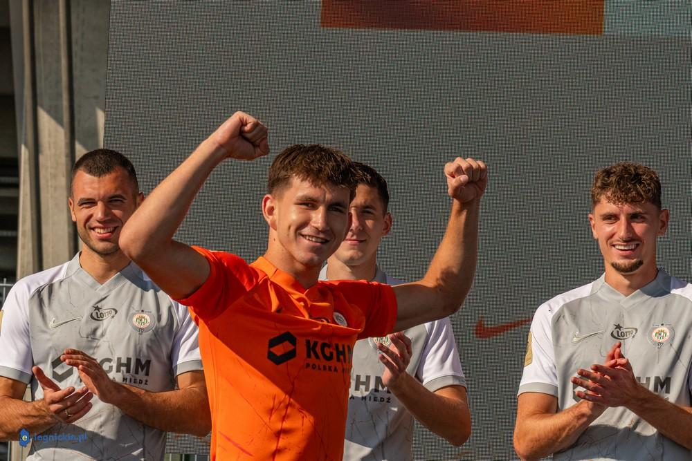 Nowi zawodnicy, nowe koszulki i wielkie ambicje. KGHM Zagłębie Lubin gotowe do ligi (FOTO)