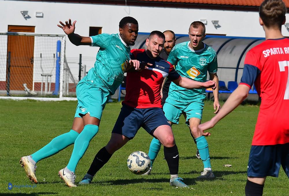 Zryw nie zwalnia tempa (FOTO)