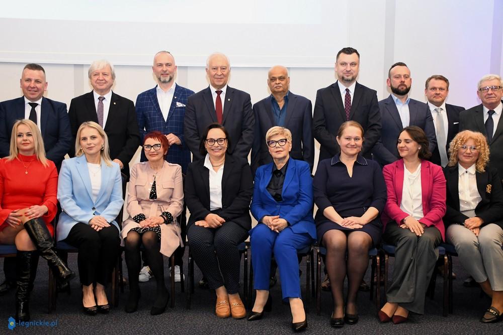 Tadeusz Krzakowski zaprezentował swoich kandydatów (FOTO)