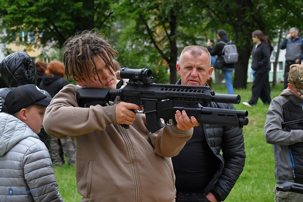 Wojskowy piknik u Zawiszy Czarnego (FOTO)