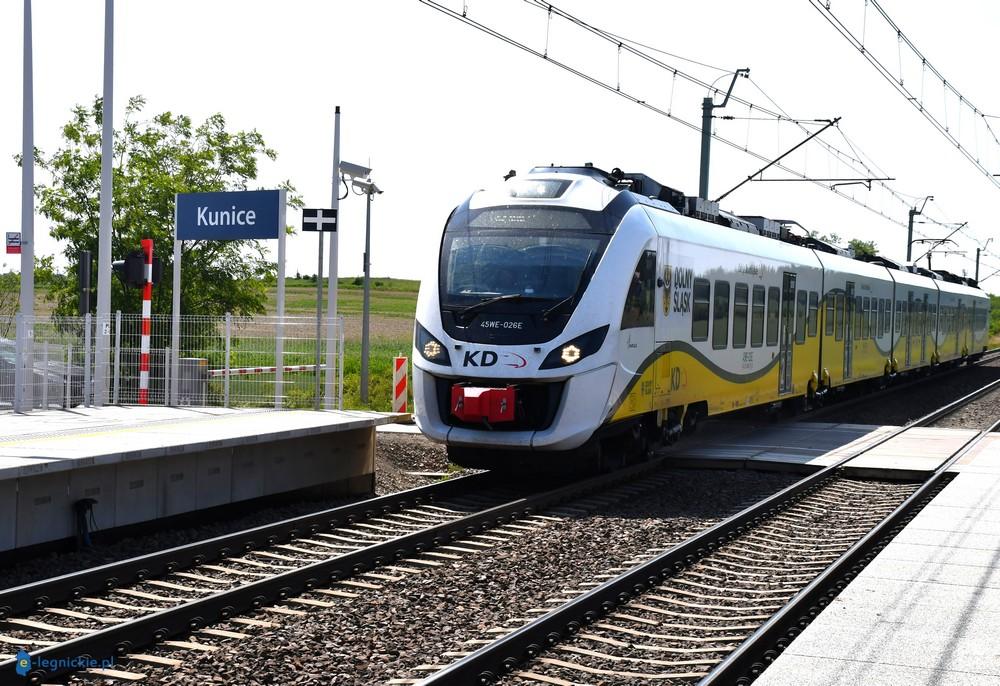 Kunice czekają na pierwszy pociąg. Przyjedzie w niedzielę (FOTO)