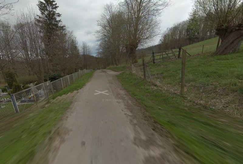 Droga przez mękę i na cmentarz i… do szkoły