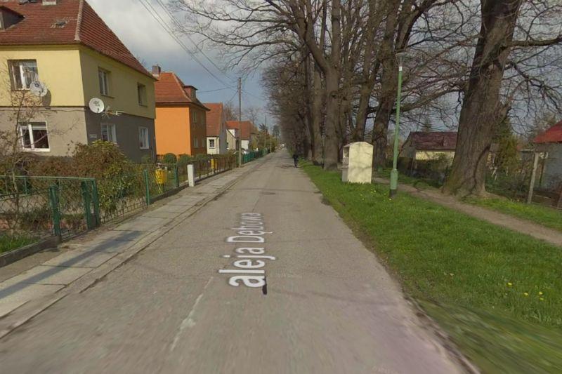 Zniknęły ławki, pojawiły się pytania. Mieszkańcy walczą o Aleję Dębową w Jaworze