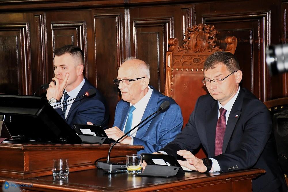 Nie ma gdzie się ukryć, a pod szkołą kryją się zasypane miejsca schronienia