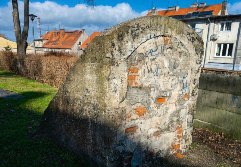 Bezpieczeństwo tylko na papierze? Schron, do którego nie wejdziesz