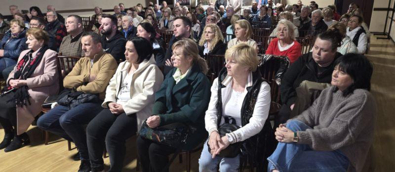 Szpital w Bolesławcu przejmie ośrodek zdrowia z Kunic? Mieszkańcy mają obawy (FOTO)