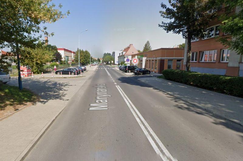 Zagrożenie przy Asnyka? Radny alarmuje, miasto odpowiada