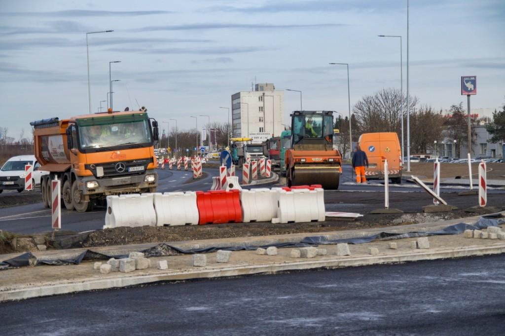 Trwa budowa ronda na Jaworzyńskiej
