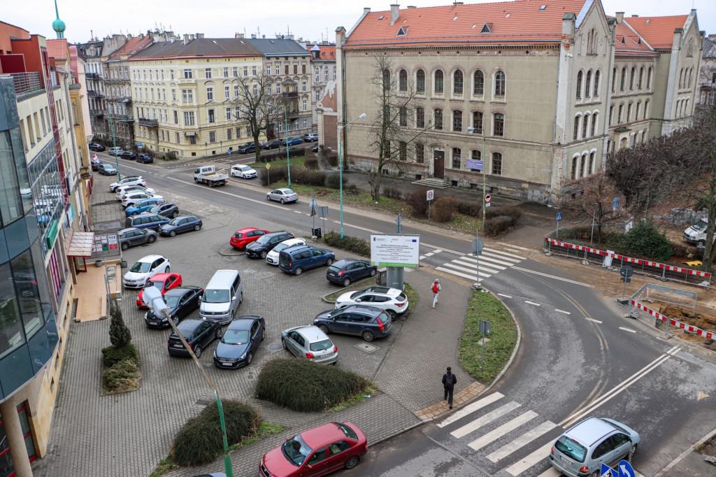 Zmiana organizacji ruchu w sąsiedztwie placu Słowiańskiego