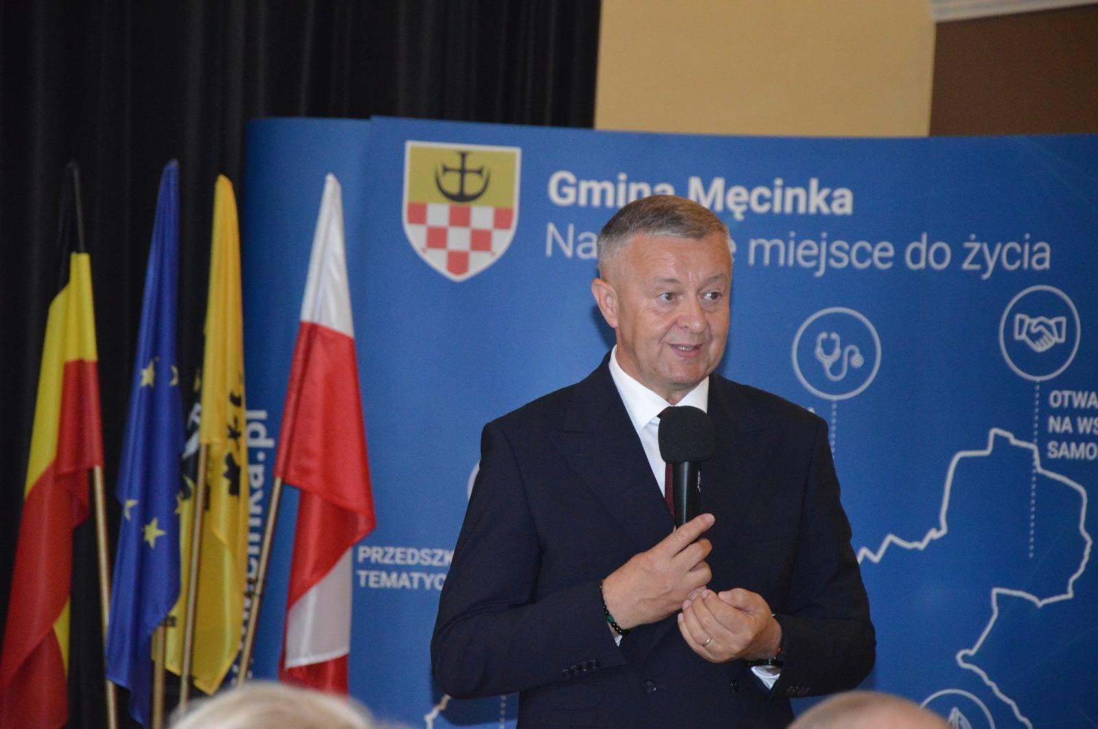 M.Brzozowski z votum zaufania i udzielonym absolutorium