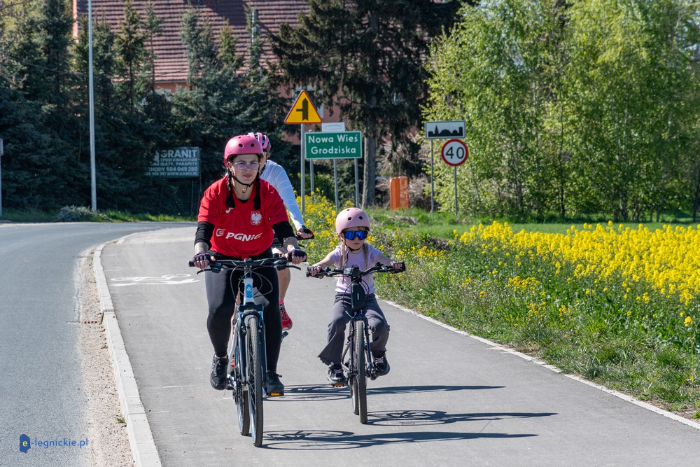 Rowerem po Krainie Wygasłych Wulkanów. Gmina Pielgrzymka rozwija sieć tras dla cyklistów