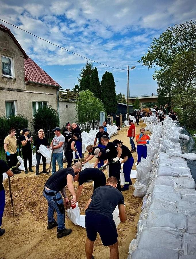 Wójt podziękował za udział w akcji powodziowej. Gmina szacuje straty !