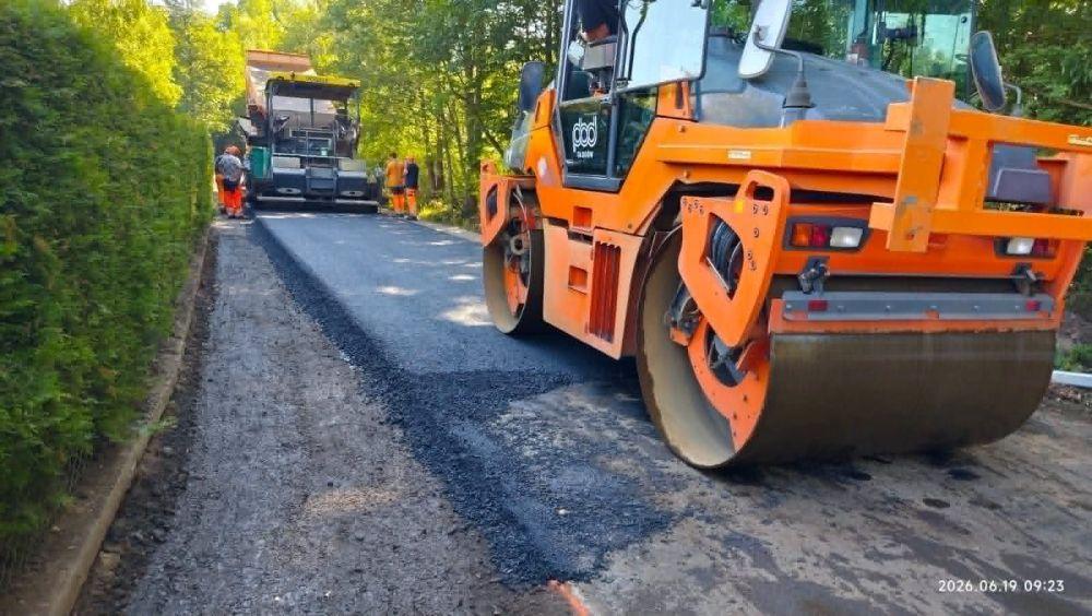 Rudna inwestuje w bezpieczeństwo. Trwają prace przy budowie chodnika i ścieżki pieszo-rowerowej