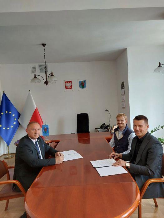 Milion złotych na bezpieczeństwo mieszkańców. Ruszy przebudowa drogi w Olszanach