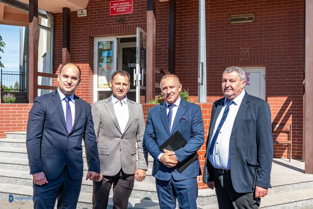 Kasa na szkolne wycieczki w gminie Rudna