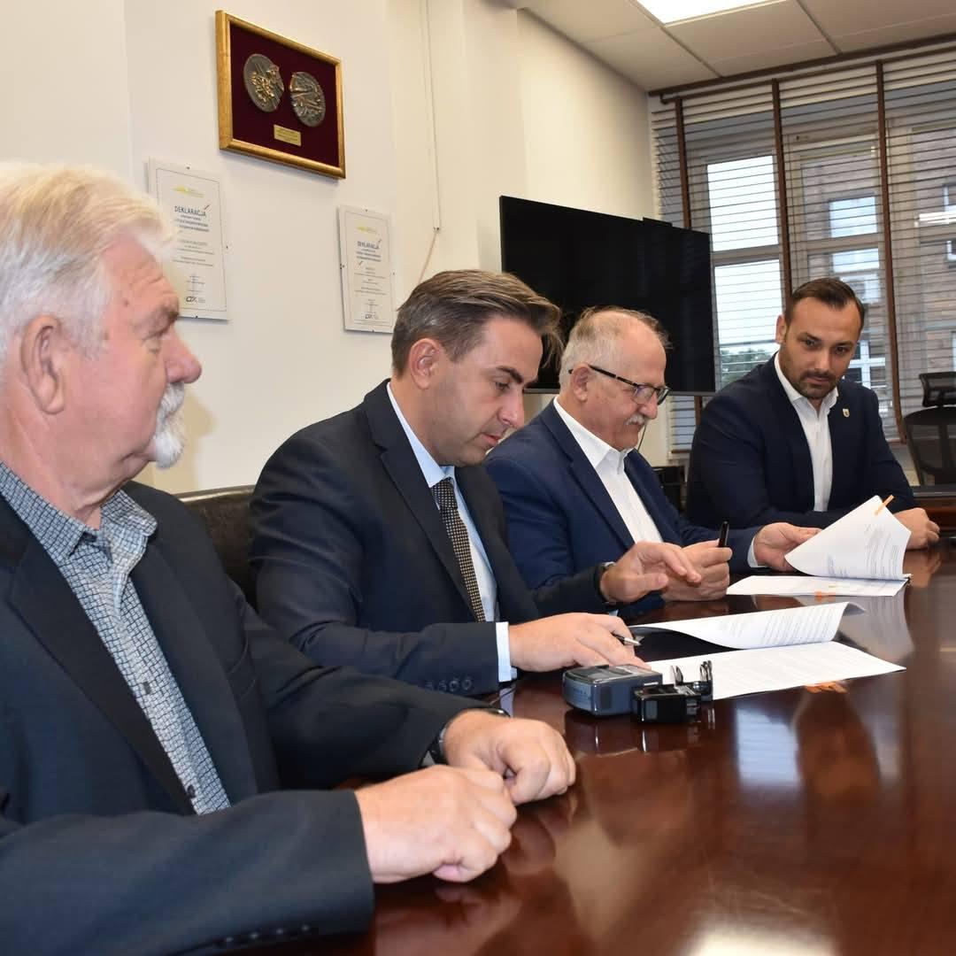 27 milionów na przebudowę drogi w gminie Ścinawa. K.Kosztyła nie zwalnia tempa