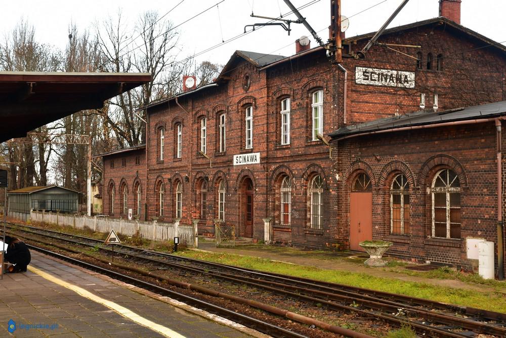 Rozpoczął się remont peronu w Ścinawie