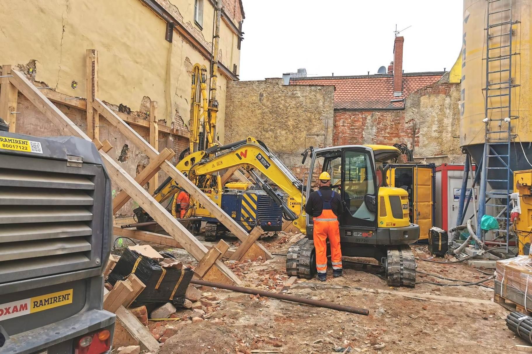 Kamienica stanie na palach. Są dodatkowe pieniądze na Stary Browar 