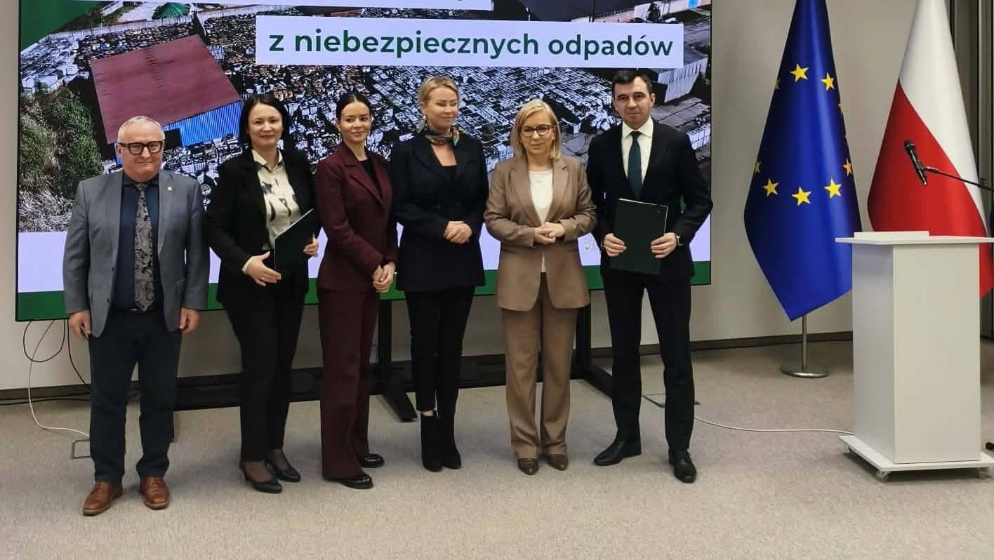 Dostali 42 mln na likwidację nielegalnego składowiska odpadów