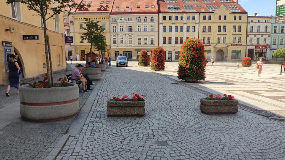 Miasto udrożni wyjazd z deptaka