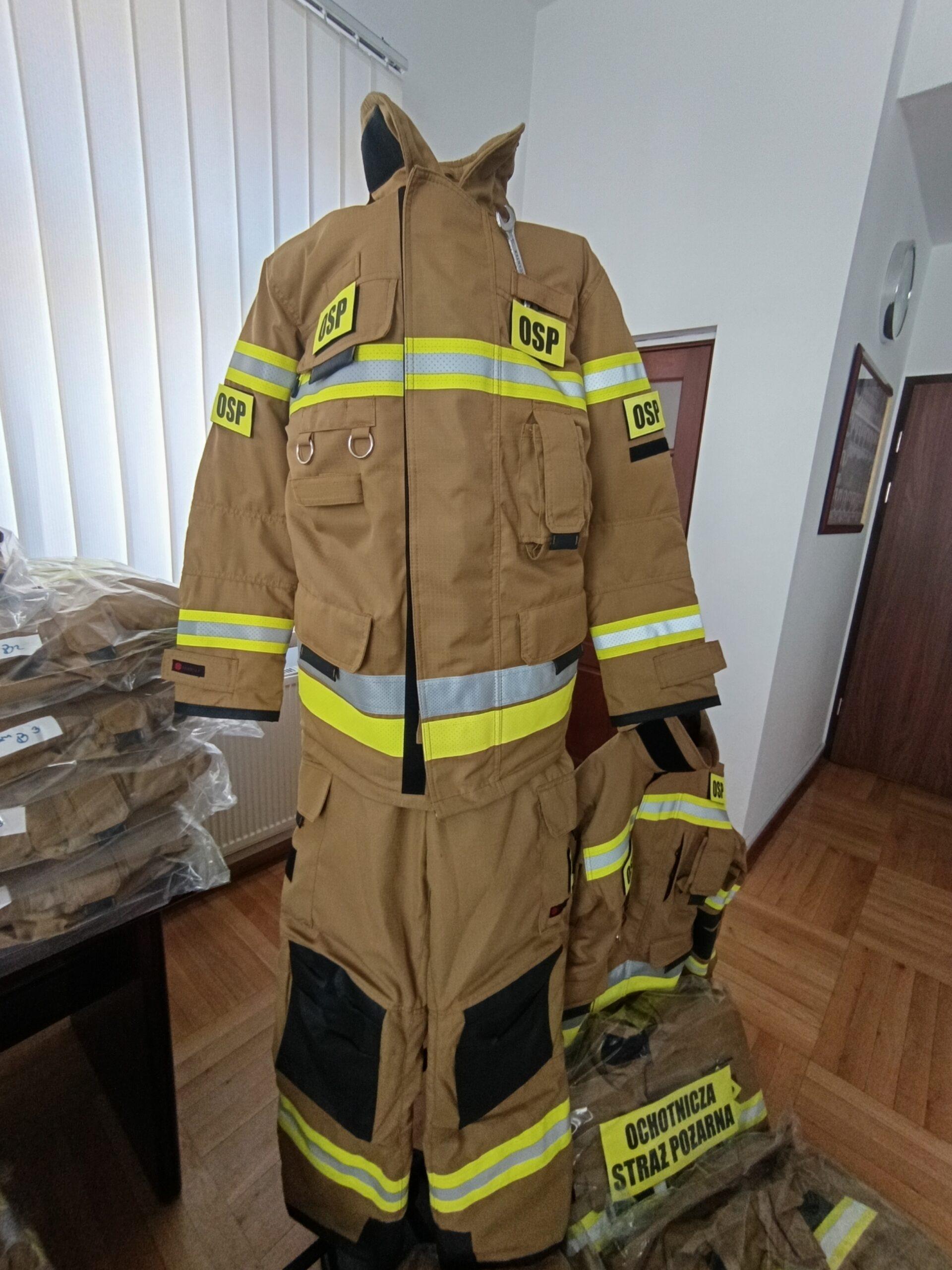 Fundacja KGHM Polska Miedź przekazała sprzęt strażakom w gminie Rudna