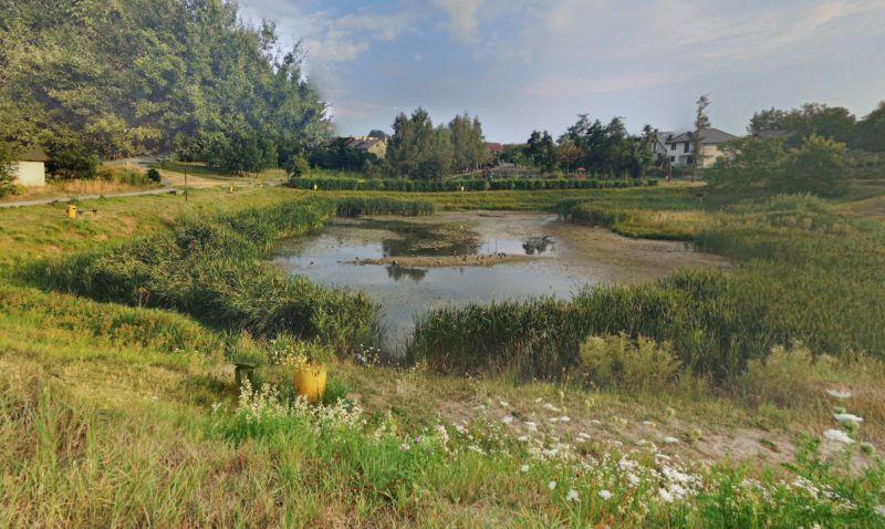 Lampa zaczęła świecić, ale dopiero po kolejnej interwencji