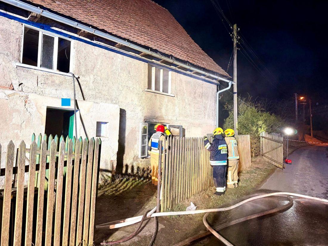 Tragedia w powiecie złotoryjskim. Zwęglone zwłoki w domu