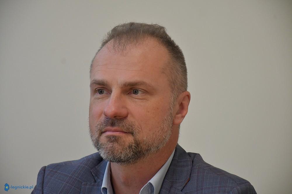 Trzy razy przegrał Legnicę. Dziś Jarosław Rabczenko wyrósł na ważnego gracza dolnośląskiej polityki