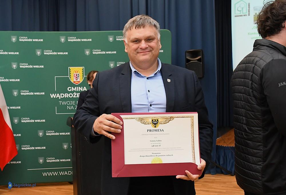 Przebudowa drogi w Niemstowie