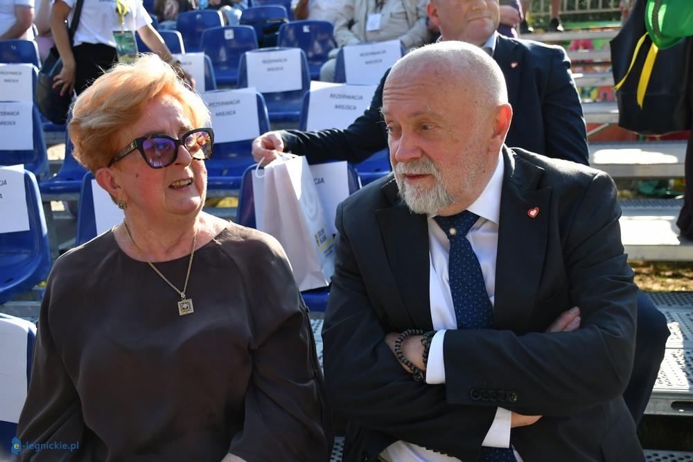 Powrót starych wyjadaczy czy polityczna emerytura? Co naprawdę czeka Jadwigę Szeląg i Jerzego Pokoja?