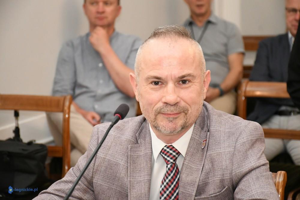 Centrum Sportu i Rekreacji w Żukowie? Mieszkańcy od lat walczą o miejsce dla dzieci i młodzieży