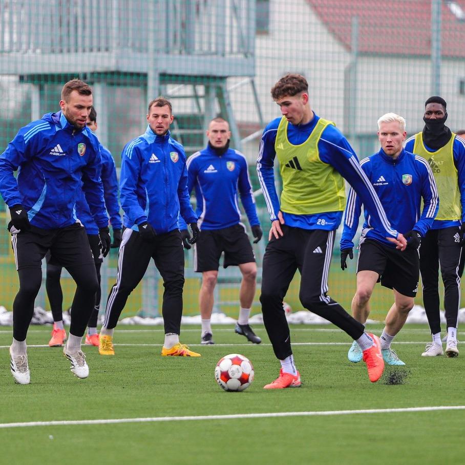 Trzecioligowcy kują formę przed wiosną