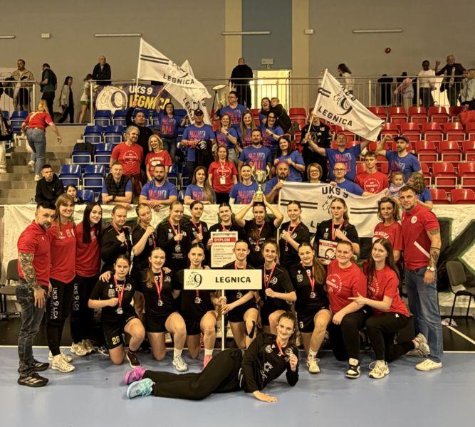 Młodziczki UKS Dziewiątki Legnica WICEMISTRZYNIAMI Polski !