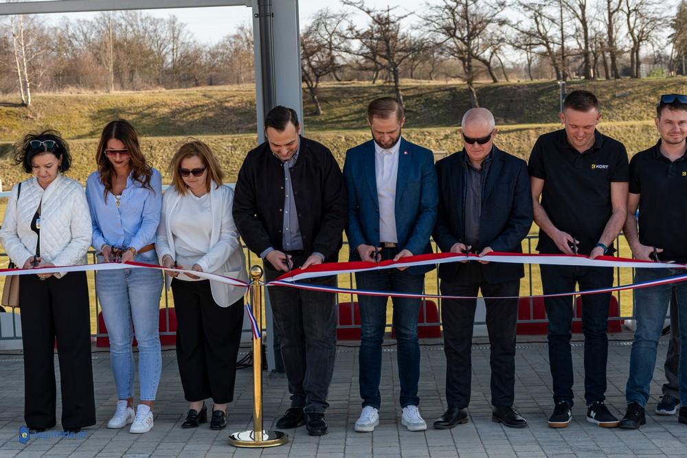 Stadion w Ścinawie ma zadaszone trybuny (FOTO)