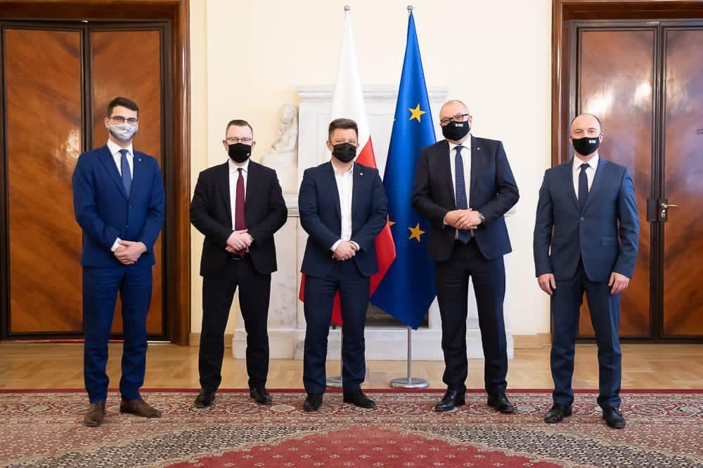 Zmiany w zarządzie województwa. Wojna czy gaszenie pożaru?